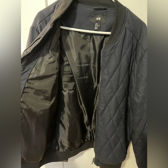 H&M Quilted Bomber Jacket - Picture 2 of 3